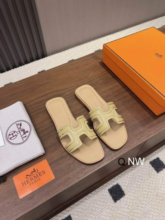 Picture of Hermes Slippers _SKUHermessz35-40NW04011694